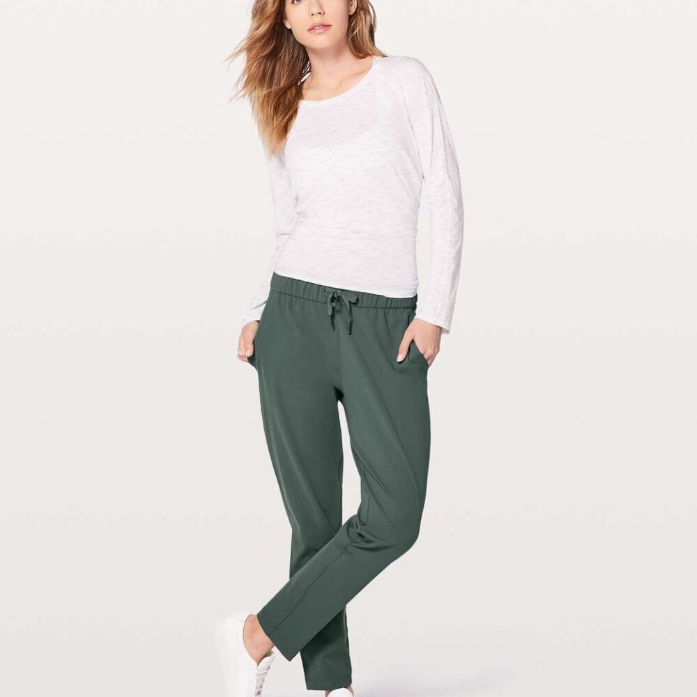 Lululemon On The Fly Pant *28" Dark Forest